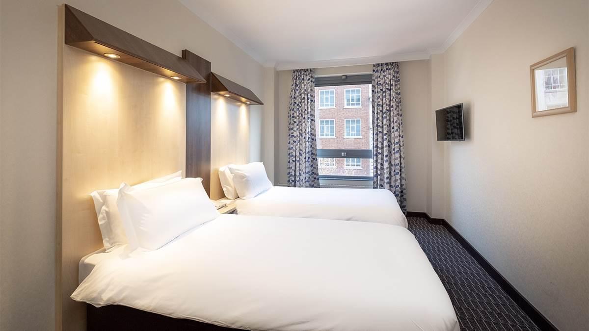 City Sleeper At Royal National Hotel Лондон Екстериор снимка