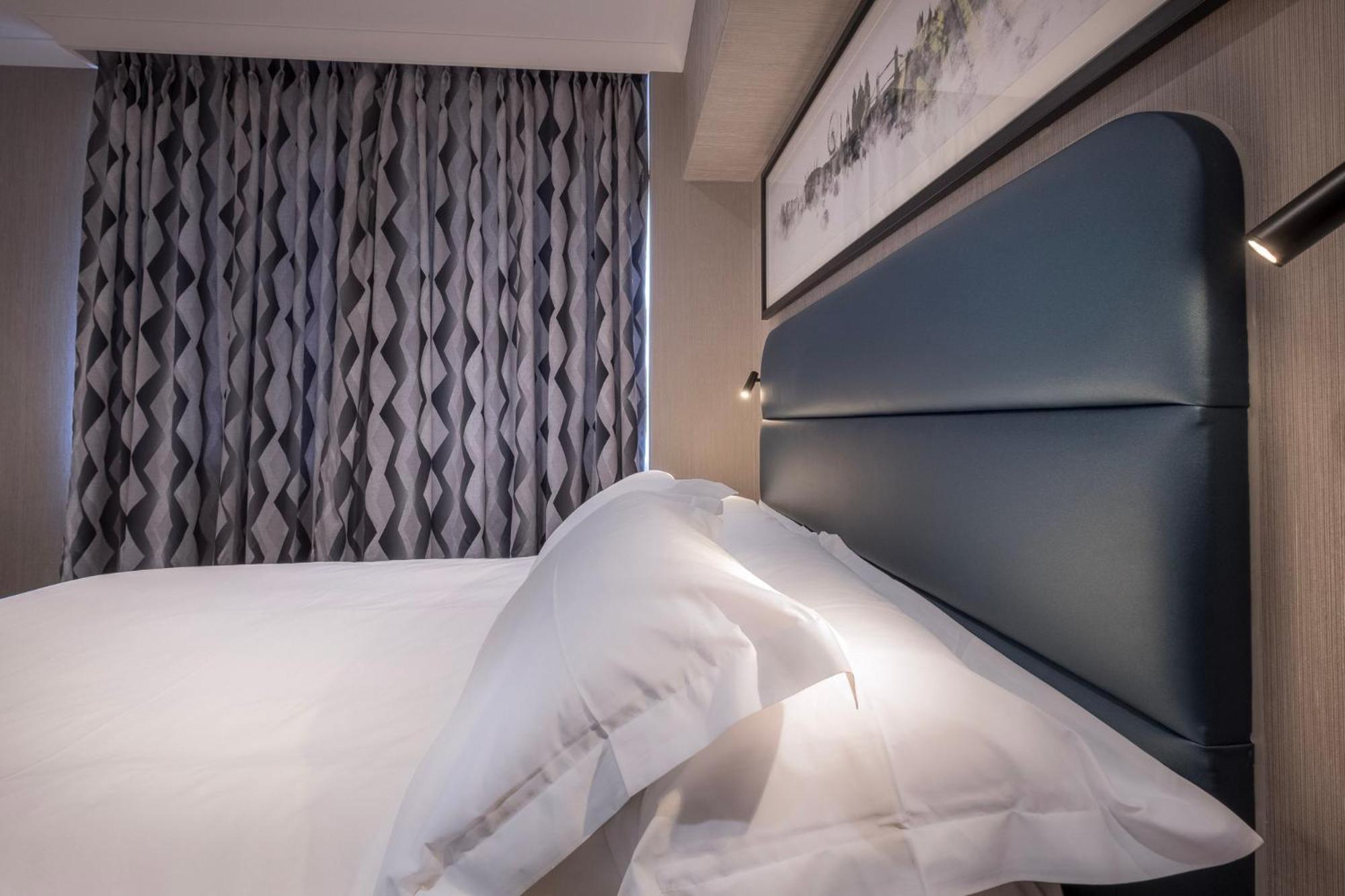 City Sleeper At Royal National Hotel Лондон Екстериор снимка